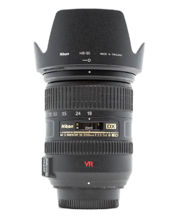 Nikon AF-S 18-200mm G ED DX VR